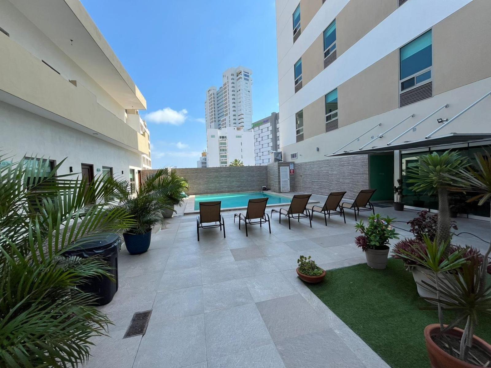 Hotel Ave Inn 마사틀란 외부 사진