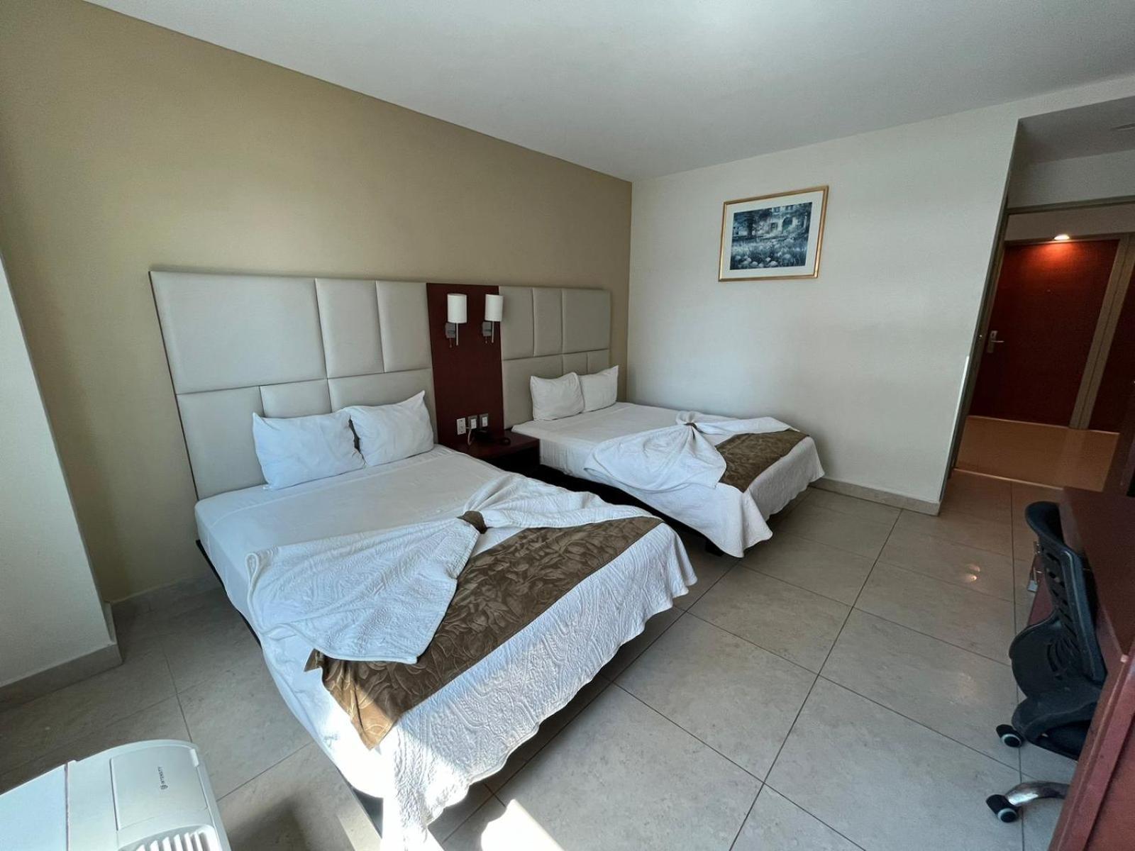 Hotel Ave Inn 마사틀란 외부 사진